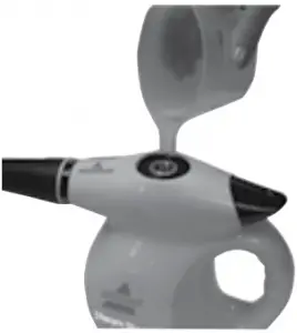 Bissell-39N7-Filling-with-water