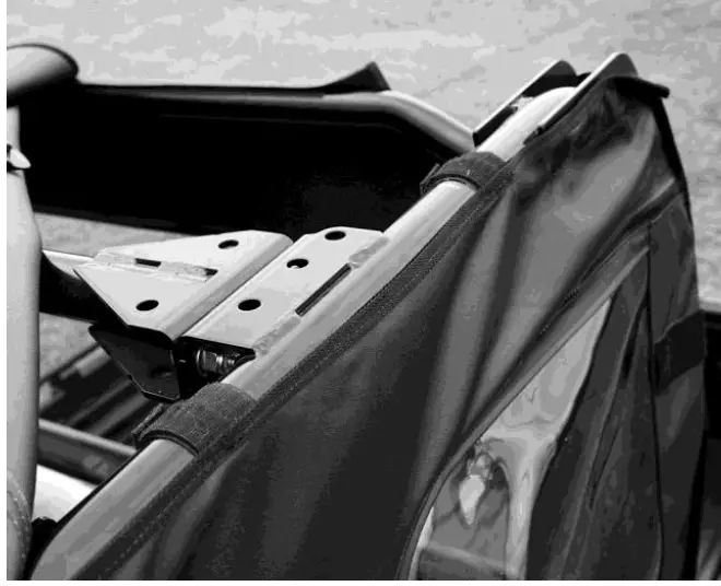 FALCON RIDGE JD-XUV14-FC04 John Deere Gator XUV 825i Full Cab Kit 1