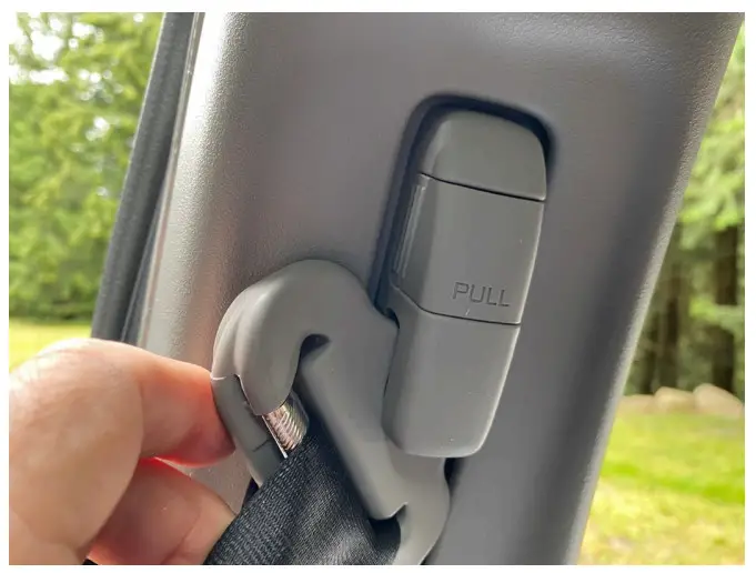 Raingler NETS GRIPS 2017 0 Newer Honda CR-V Behind Front Seat Barrier - Figure 10