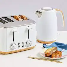 Anko Toaster User Manual Anko Toaster User Manual