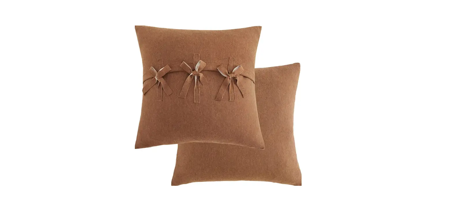 Roomscapes Rectangular Bow Pillow User Guide