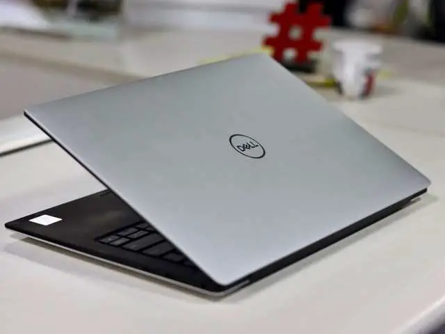 Dell 7547 Inspiron 15 Inch High-end Laptop User Guide