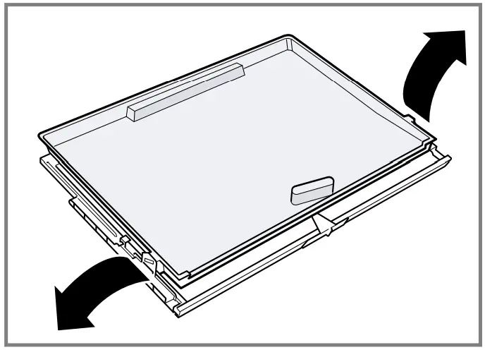 Removing the shelf above the fruit
and vegetable container