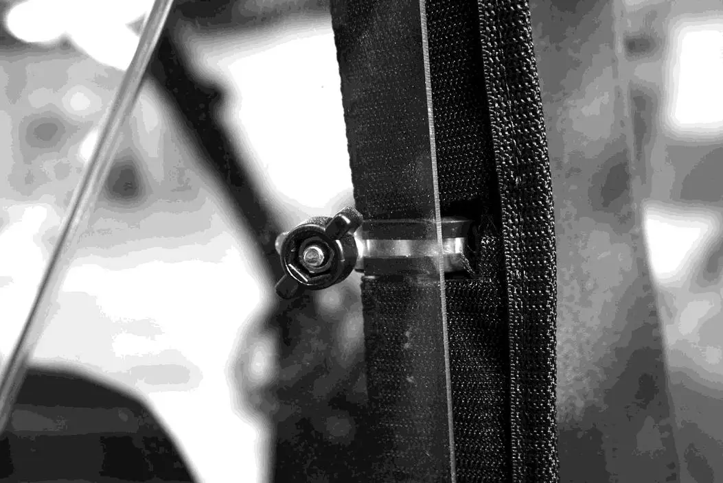 FALCON-RIDGE-PO-150-RW02-Polaris-Ranger-150-Full-04