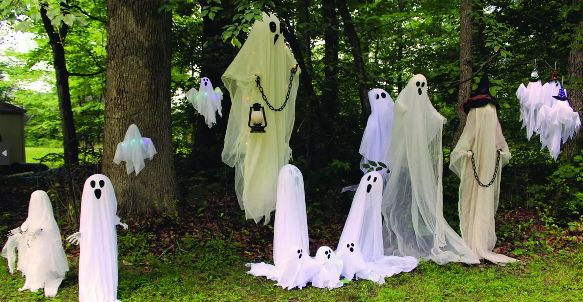 Haunted Hill Farm HHGHST 3STK 40 in Talking Lighted Animatronic Ghost Figurine