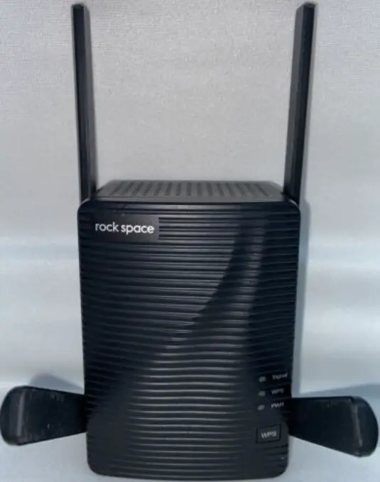 rock space RSD0617 AC2100 Dual Band Wi-Fi Range Extender logo