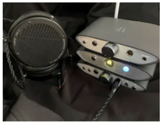 ifi audio ZEN CAN Balanced Desktop Headphone Amp and Preamp - ZEN Blue