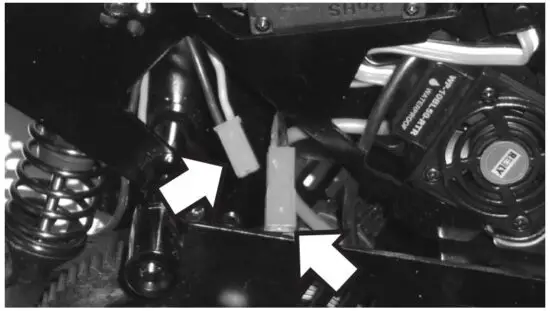 FIG 12 Releasing the plug connection of the gyro flywheel