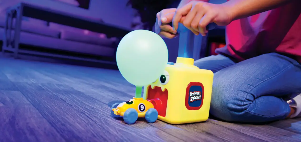 Balloon Zoom M33224 Toy Set Instruction Manual Balloon Zoom M33224 Toy Set Instruction Manual