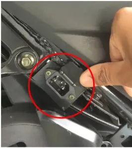 DAYMAK EM2 72V Electric Scooter - side panel