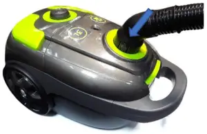 DAEWOO FLR00047GE Tornado Pet 700W Bagged Vacuum -Hose Connector