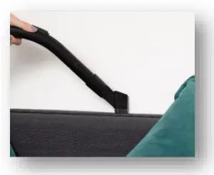 DAEWOO FLR00047GE Tornado Pet 700W Bagged Vacuum - Upholstery multi tool 2