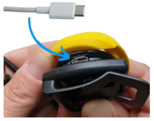 ajuma UV-Bodyguard Portable Technical Measuring Device - Charging via USB cable