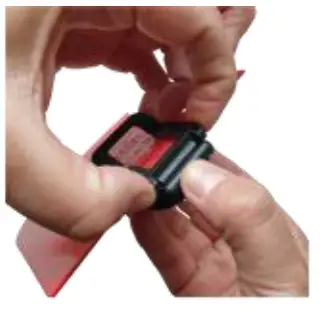 ajuma UV-Bodyguard Portable Technical Measuring Device - lip 2