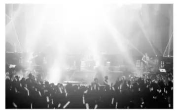 Shenzhen Engete Dianzi Keji Youxian Gongsi BG 220U UHF Wireless Microphone -