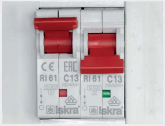 GLOBAL AIR SUPPLIES HERO8 8 Way Contactor and Heater fig 8