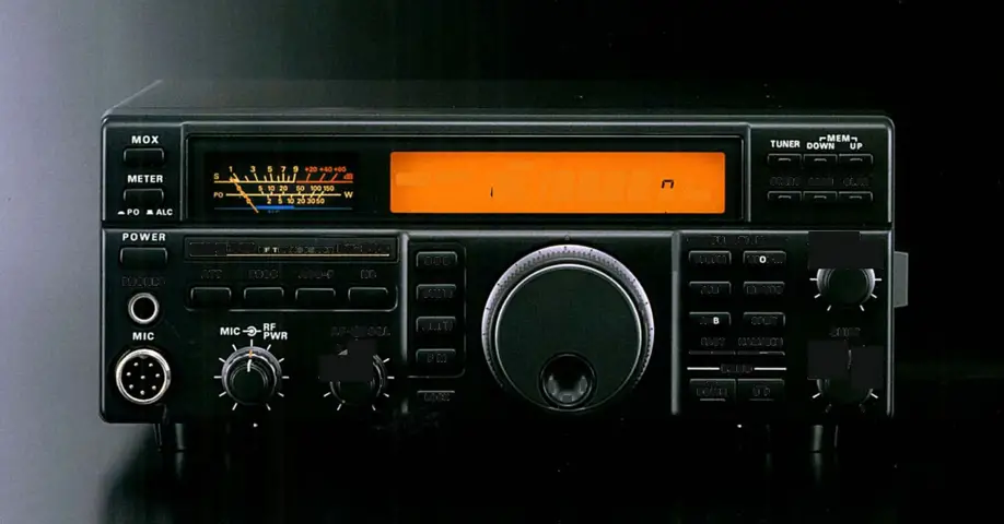 YAESU FT 840 Compact High Performance HF Transceiver 1