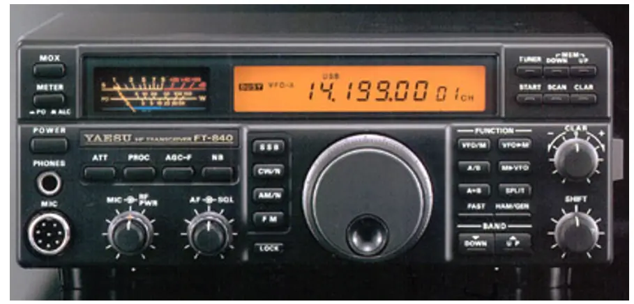 YAESU FT 840 Compact High Performance HF Transceiver