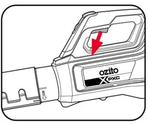 ozito PXJBS-0182 2x18V Brushless Jet Blower-Switching On and Off 2