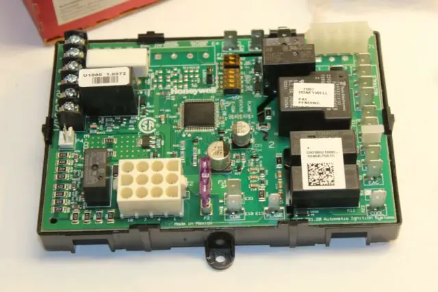 Resideo S9200u1000 Universal Hot Surface Ignition Integrated Furnace Control Installation Guide