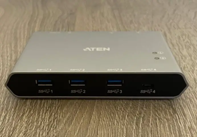 Aten Us3342 2-port Usb-c Gen 2 Sharing Switch With Power Pass-through User Manual Aten Us3342 2-port Usb-c Gen 2 Sharing Switch With Power Pass-through User Manual