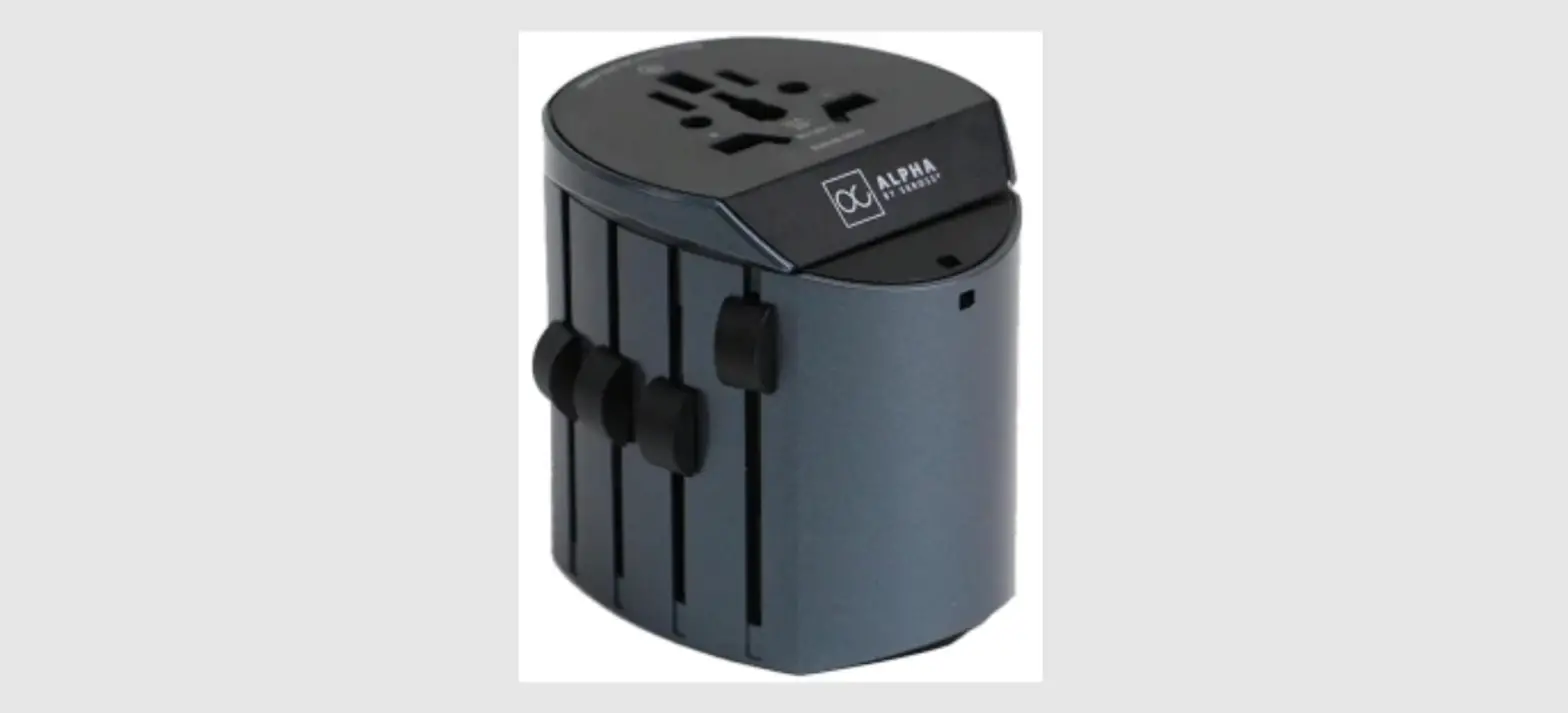 Skross 1104100 Alpha Travel Adapter User Manual