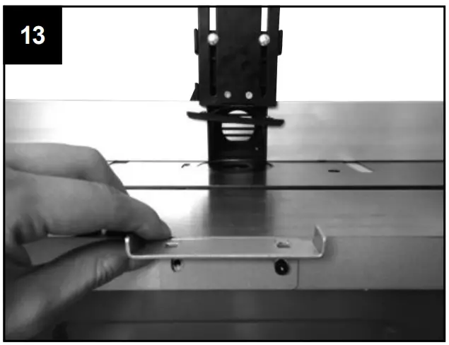 Fitting the return kick safety fence