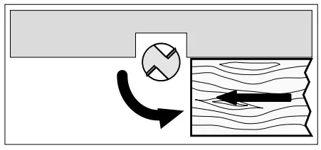Observe the insertion direction!