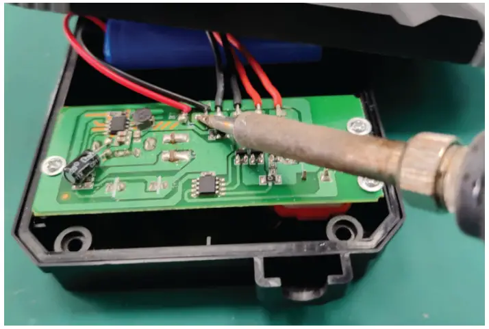 TOOLCRAFT 2522106 Rechargeable LED Work Light - Figure 3