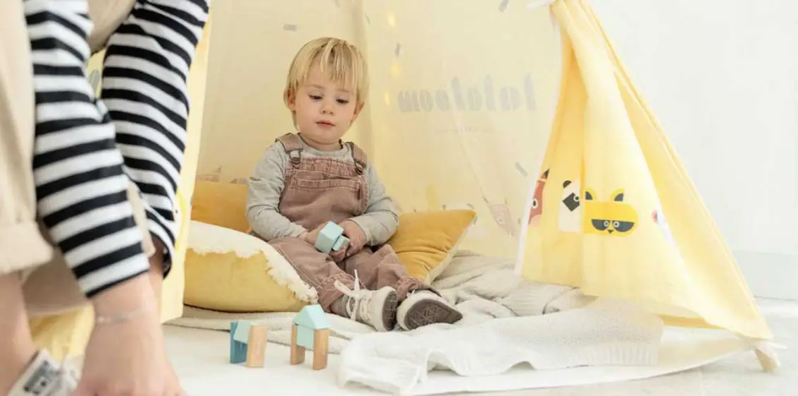 Beeloom Tipi Savanah Children Game Tent User Guide