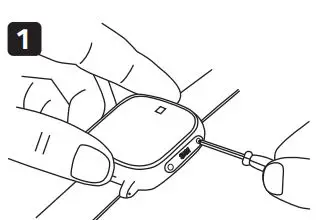 LAMAX WatchY2 Smartwatch User Guide - Unscrew the protective cover