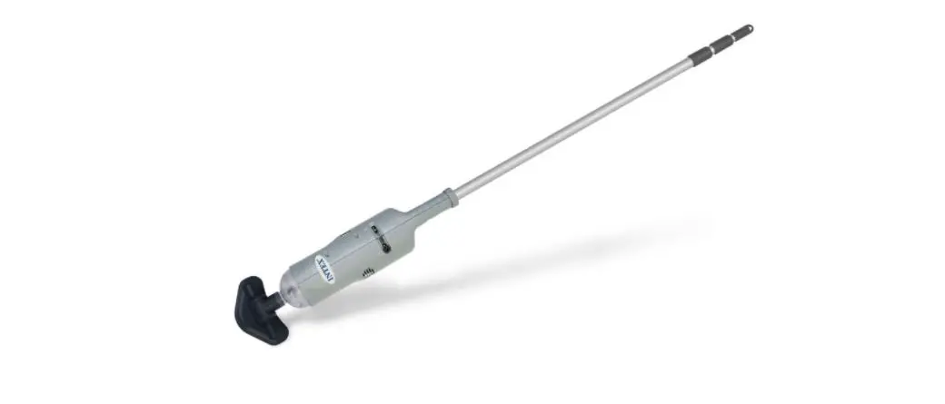 Intex Cl1704 Handheld Rechargeable Vacuum Cleaner Owner's Manual Intex Cl1704 Handheld Rechargeable Vacuum Cleaner Owner's Manual