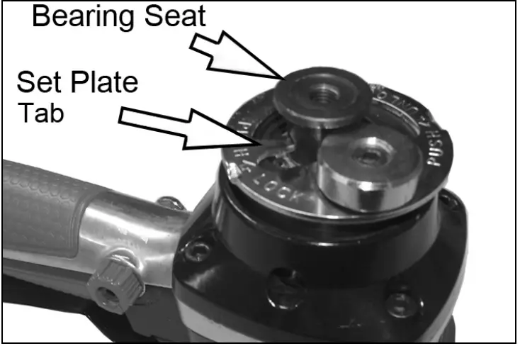 Clarke CAT136 DUAL ACTION AIR SANDER - fig