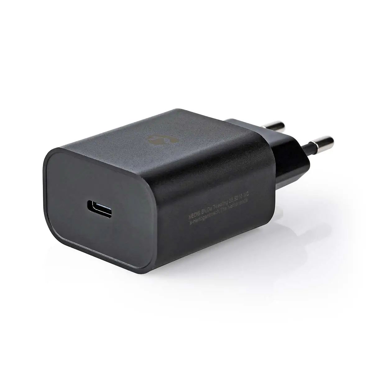 Nedis Universal Wall Charger User Manual