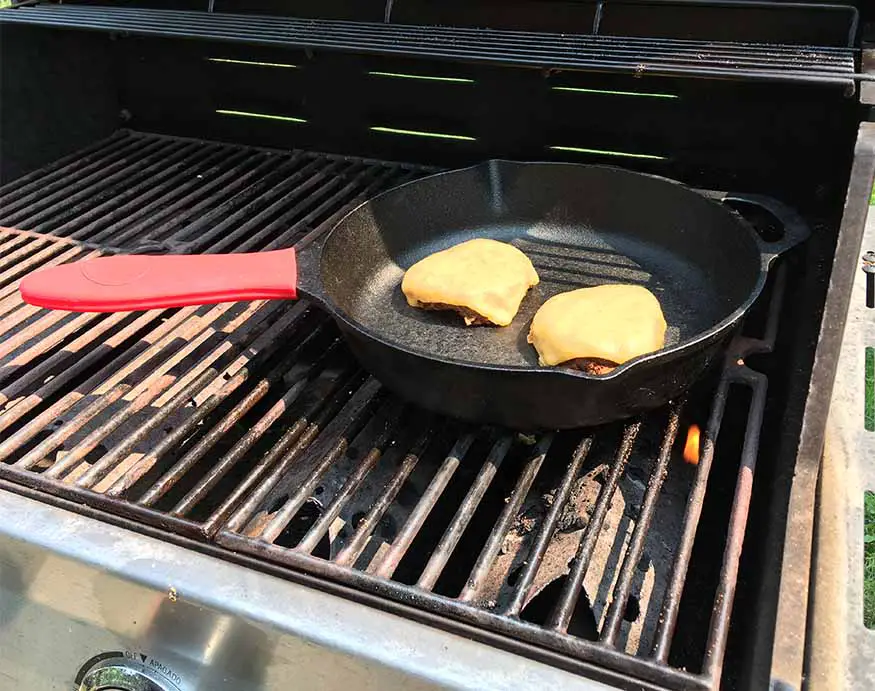 Uno Casa Caring For Your Cast Iron Cookware User Manual Uno Casa Caring For Your Cast Iron Cookware User Manual