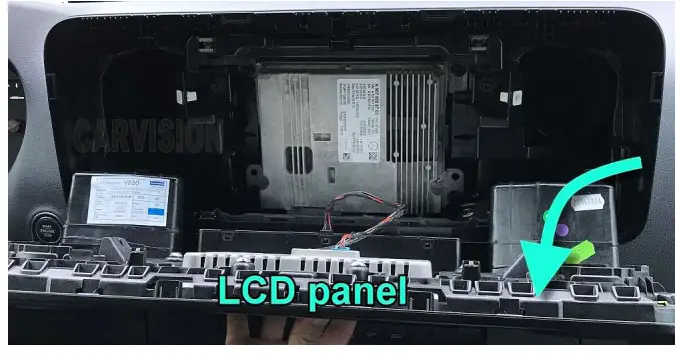 Mercedes-Benz-NTG-5.5-6-MBUX-Camera-Video-Interface-FIG-13