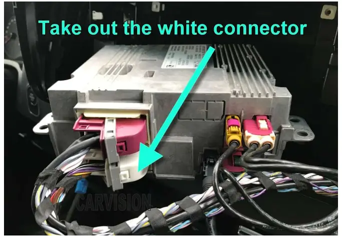 Mercedes-Benz-NTG-5.5-6-MBUX-Camera-Video-Interface-FIG-19