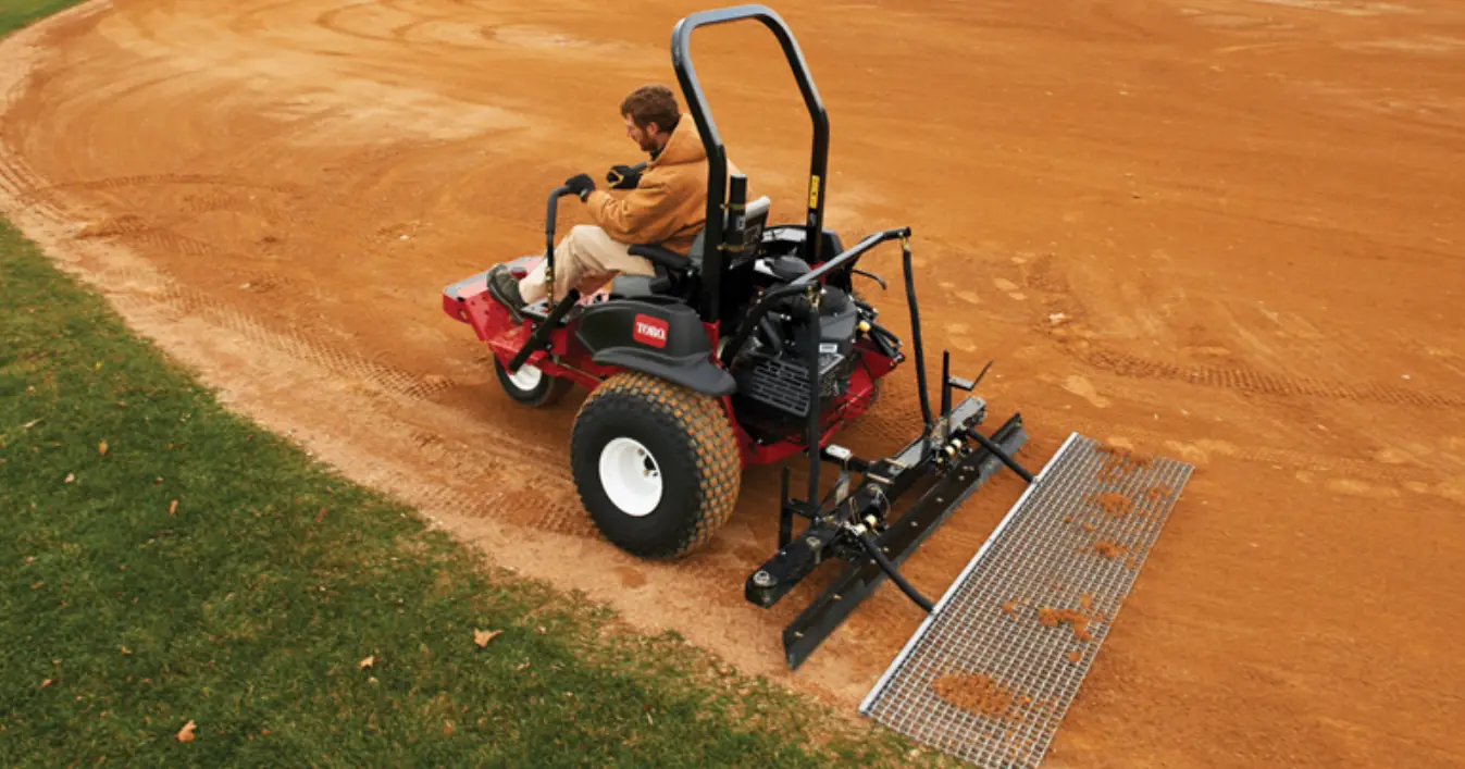 Toro 08706 Sand Pro 2040z Traction Unit Instruction Manual Toro 08706 Sand Pro 2040z Traction Unit Instruction Manual