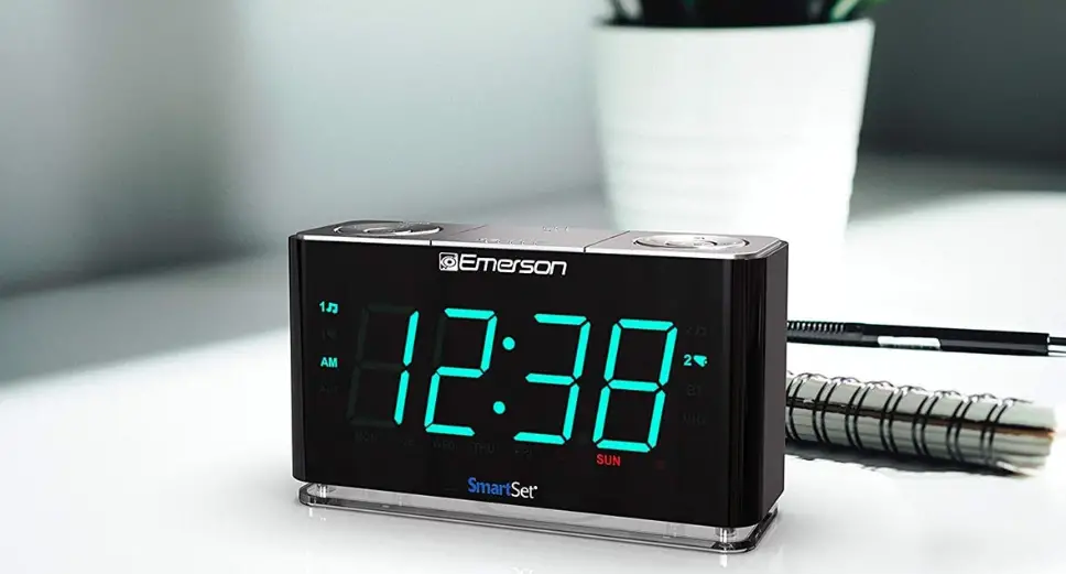 Philco Par1012bt-gr 1.2 Inch Dual Alarm Clock Radio With Usb Charging With Bluetooth Owner's Manual Philco Par1012bt-gr 1.2 Inch Dual Alarm Clock Radio With Usb Charging With Bluetooth Owner's Manual