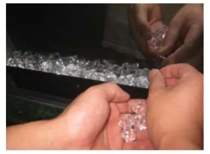 MODERN EMBER ME-HM50 Wall Mounted & Recessed Electric Fireplace (24)