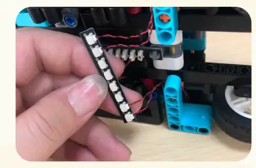 GAME OF BRICKS 42106 Light Kit for Stunt Show Truck and Bike - Figure 11