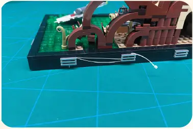 LEGO-75330-Light-Kit-for-Dagobah-Jedi-Training-Diorama-fig-5