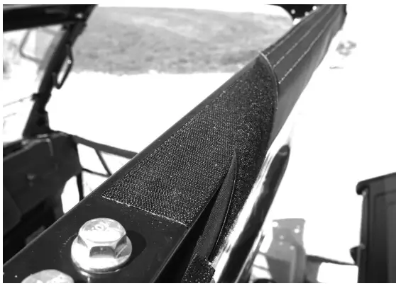 FALCON RIDGE JD-835-DRW01 John Deere XUV 835 Soft Door Rear Window Combo-FIG3