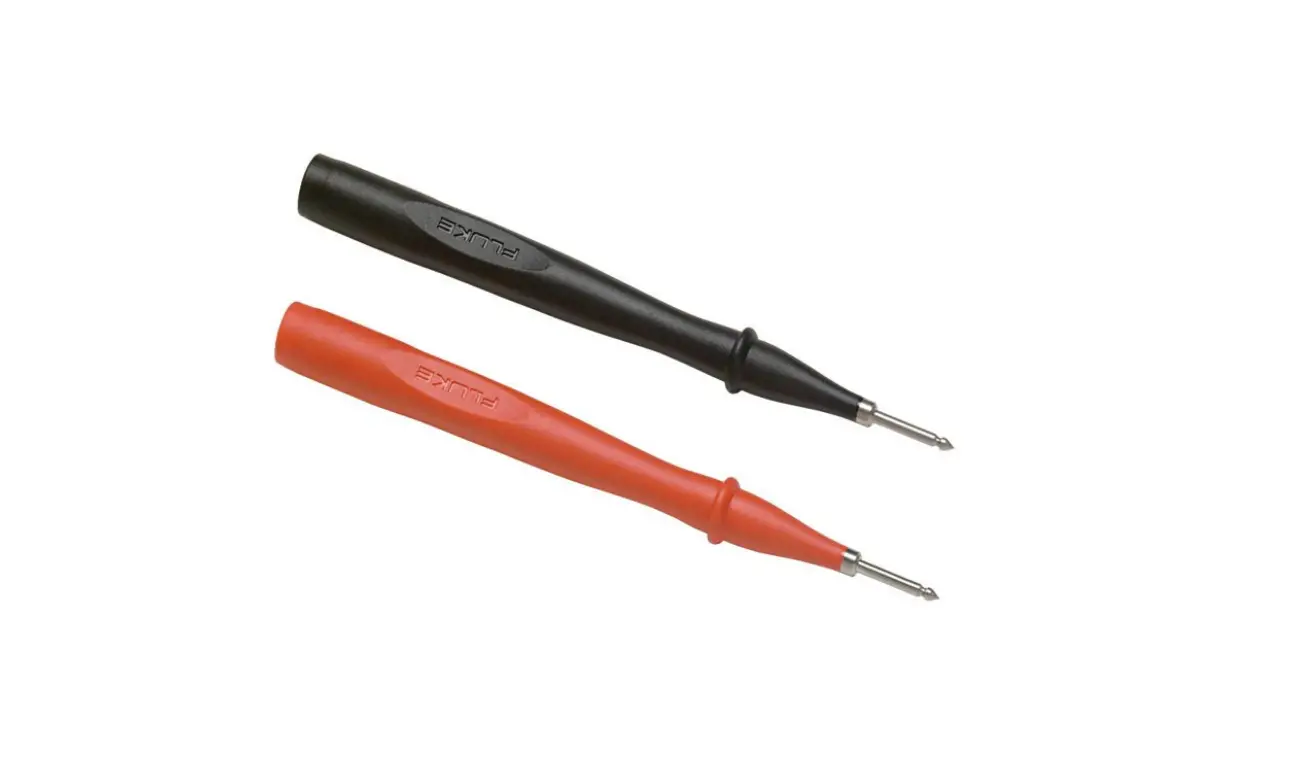 Fluke Tp2 Slim Reach Test Probes Owner's Manual Fluke Tp2 Slim Reach Test Probes Owner's Manual