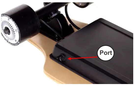 BLACK HAWK ELECTRIC V3 Street Series Electric Skateboard - fig3