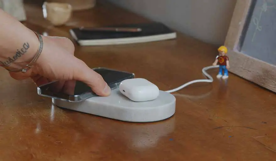 Einova Dual Charging Stone User Guide