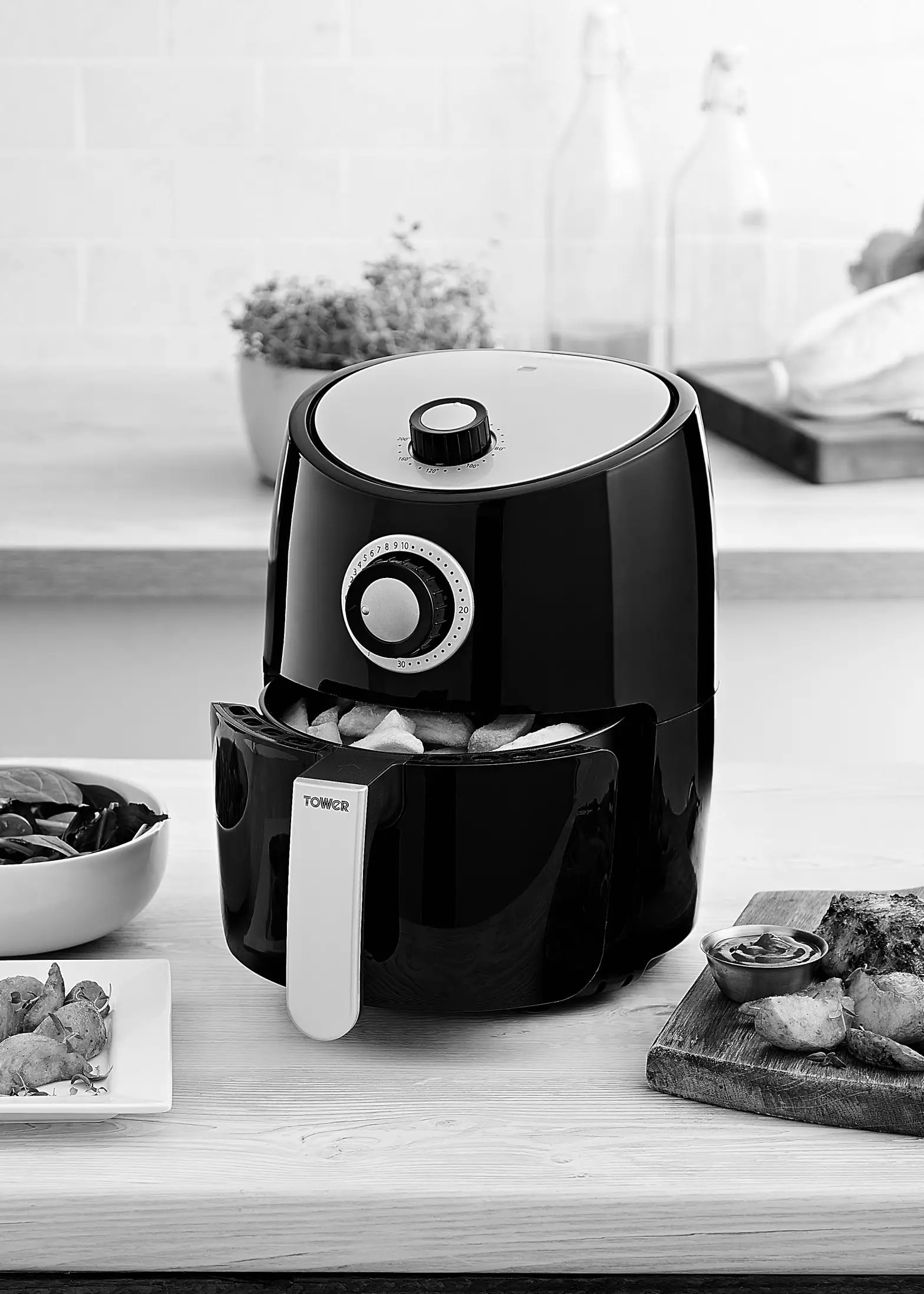 TOWER 2.2 Liter Air Fryer