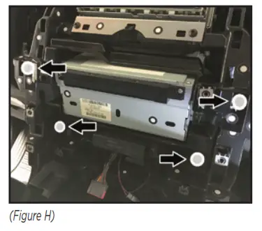 MeTra 95-9405B Land Rover LR4 2010-2011 - DASH DISASSEMBLY 10