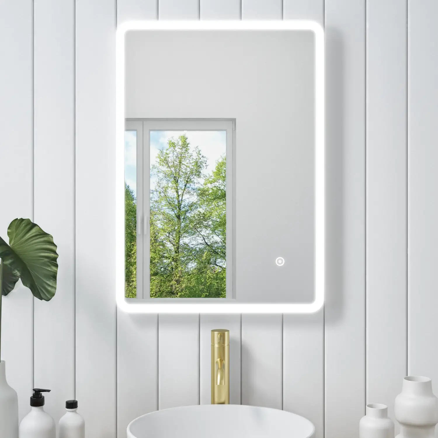 better-bathrooms-BeBa-27011-Wall-Mounted-LED-Mirror-PRODUCT