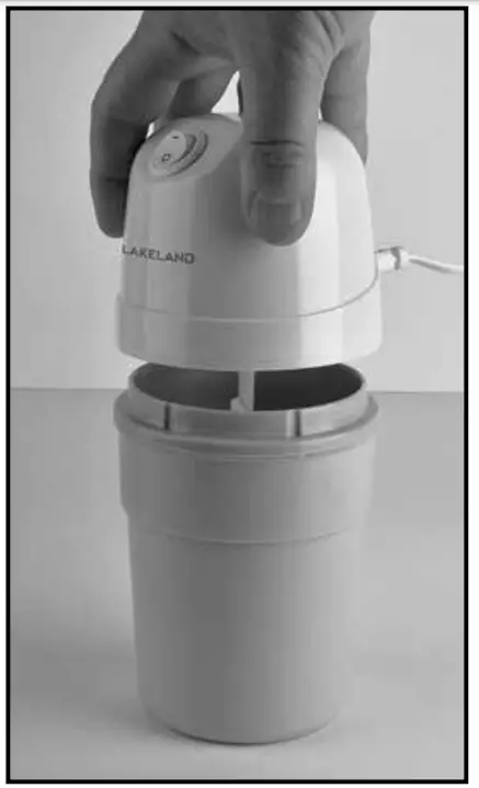 LAKELAND ICe Cream Make -push down to close